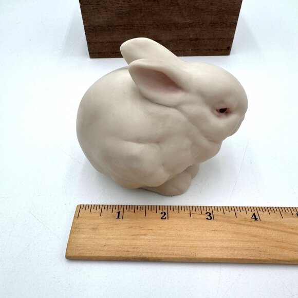 Rabbit Figurine “Mr Snowball” Cybis Porcelain Manufacturer New Jersey USA Easter - Picture 9 of 9